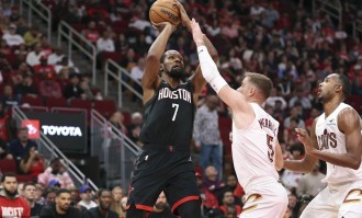 申京缺阵火箭反倒大胜 KD三节30分赛季最舒服一场？