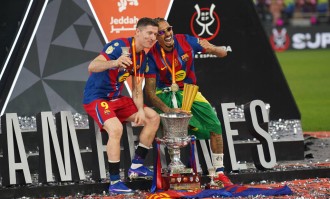 拉菲尼亚：施压抢断显霸气，挑射锁胜为欧冠蓄力