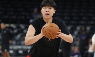 5天内奔波近7000公里！杨瀚森因开拓者人手不足被召回